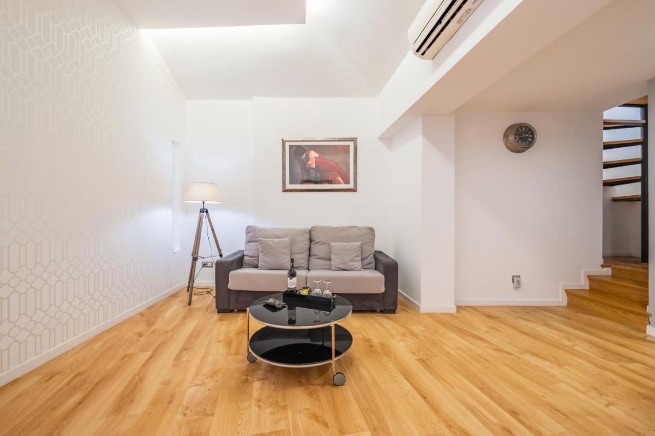 Cayres Suites Carmo Funchal  Bagian luar foto