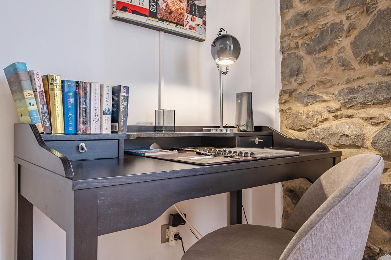 Cayres Suites Carmo Funchal  Bagian luar foto